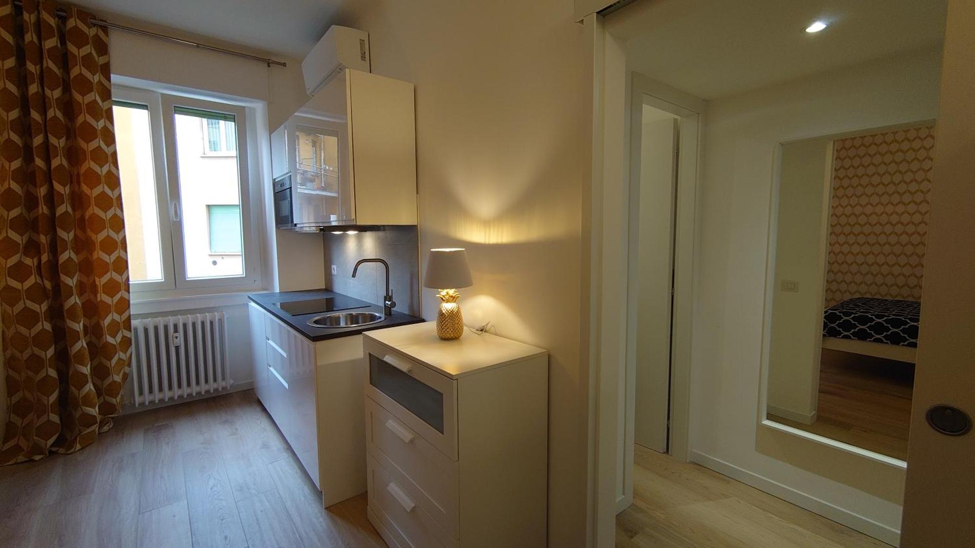 Moderno Monolocale Zona Porta Romana - Insubria 1pdx